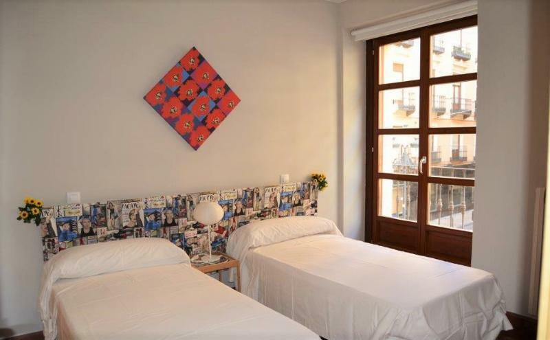 Ferienwohnung Dos Torres Retiro Urbano En Alfonso I Saragossa Exterior foto